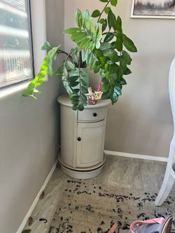 360 rotating side table with storage