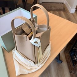 Songmont Medium Song Bag – Brand New w/ Tags, Box & Dust Bag 