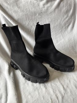 WILD DIVA Presley-23 Knit Ankle Bootie PRESLEY-23-BKKT - PLNDR