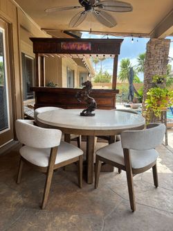 Parker house dining table with matching 4 chairs
