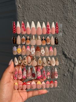Press on nails (size large)