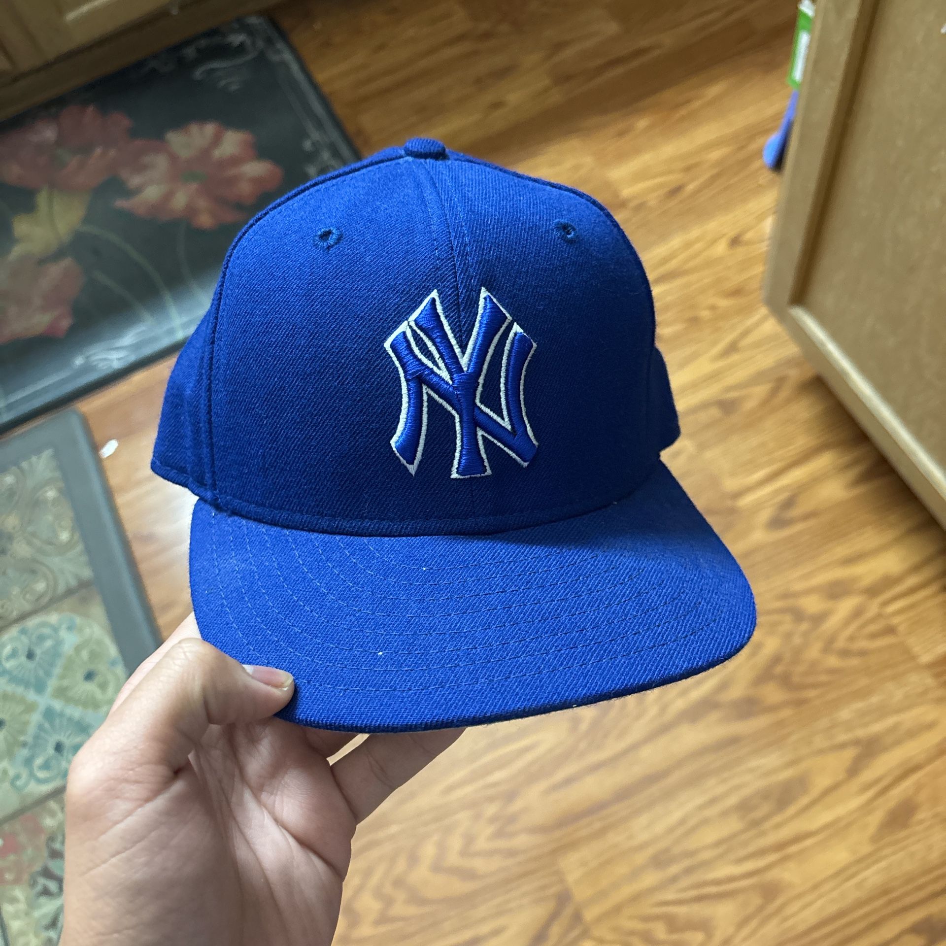 Royal blue yankees hat