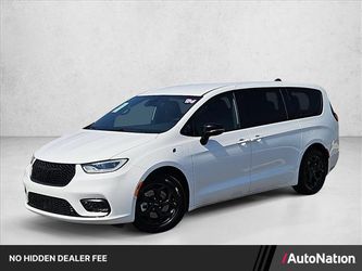2024 Chrysler Pacifica Hybrid