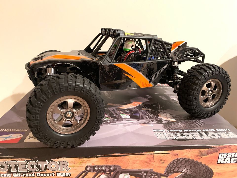 Haiboxing Remote Control Car, 1:12 Scale.(Brand new) Top Speed 40KM:H