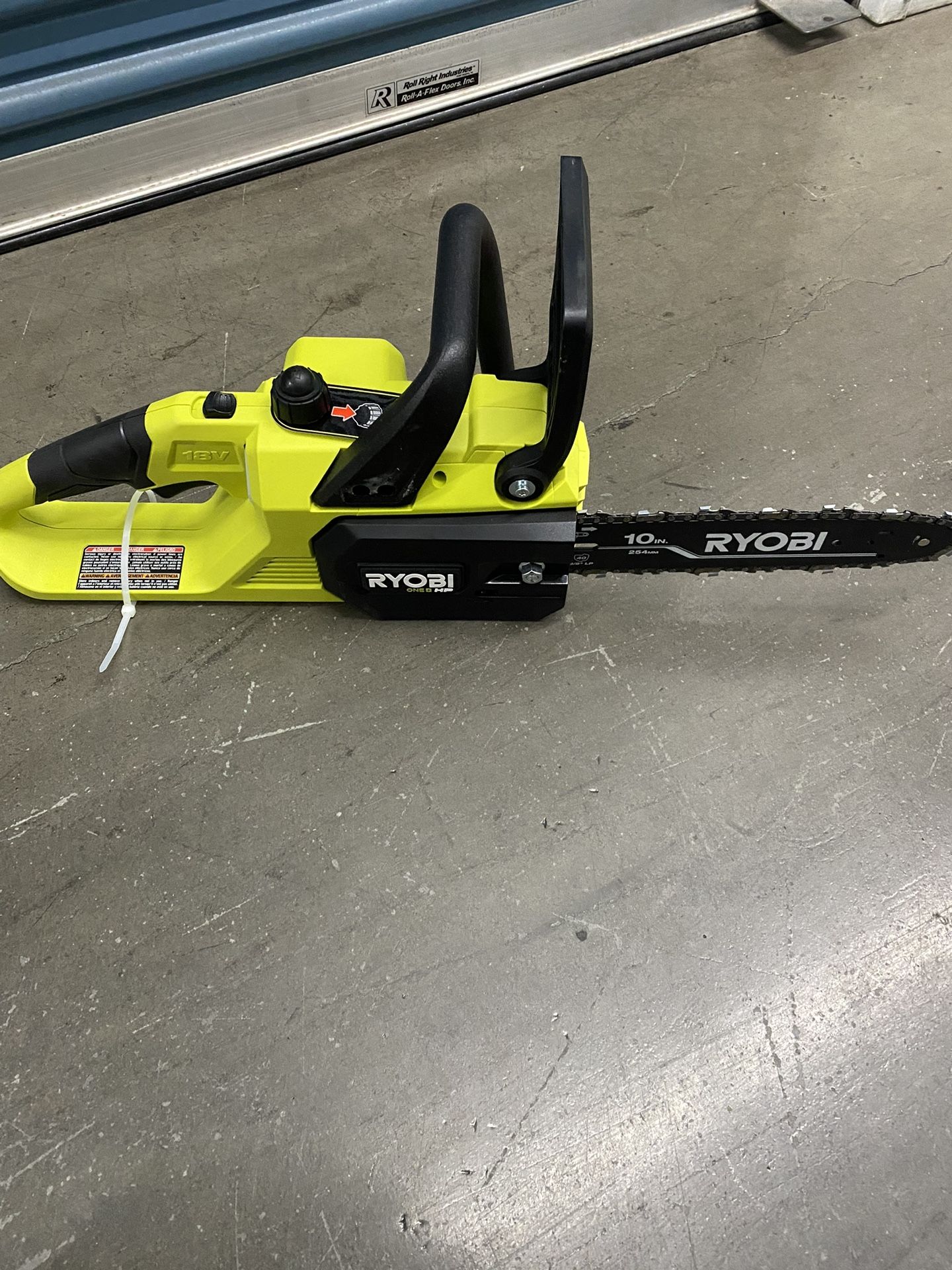 Ryobi 18V Brushless 10 Inch Chainsaw 
