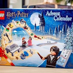 LEGO Harry Potter Advent Calendar 75981, Collectible Toys from The Hogwarts Yule Ball, Harry Potter and The Goblet of Fire and More, Great Christ