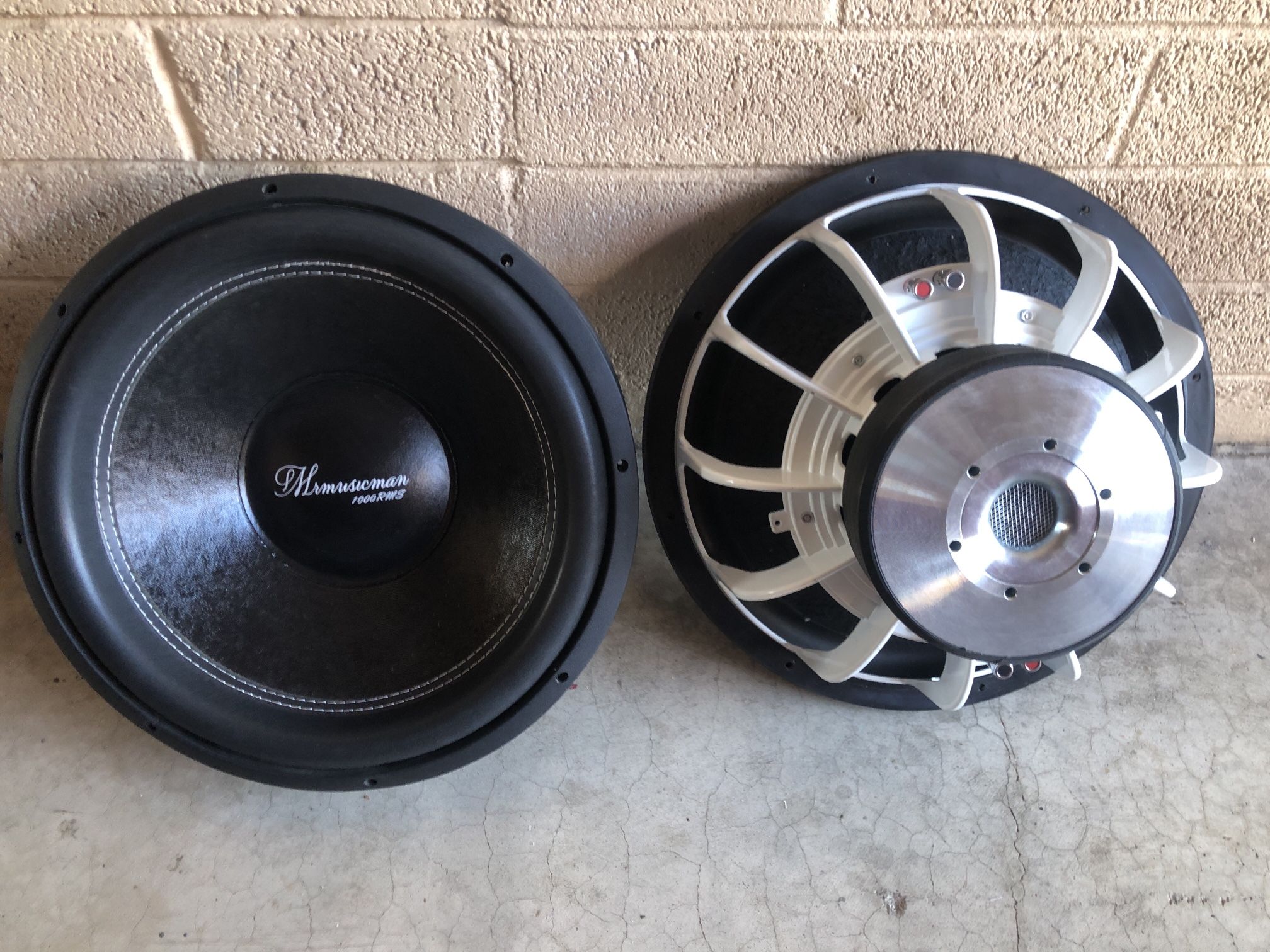 Mrmusicman Audio 15 Inch 1000rms Subwoofers -$400