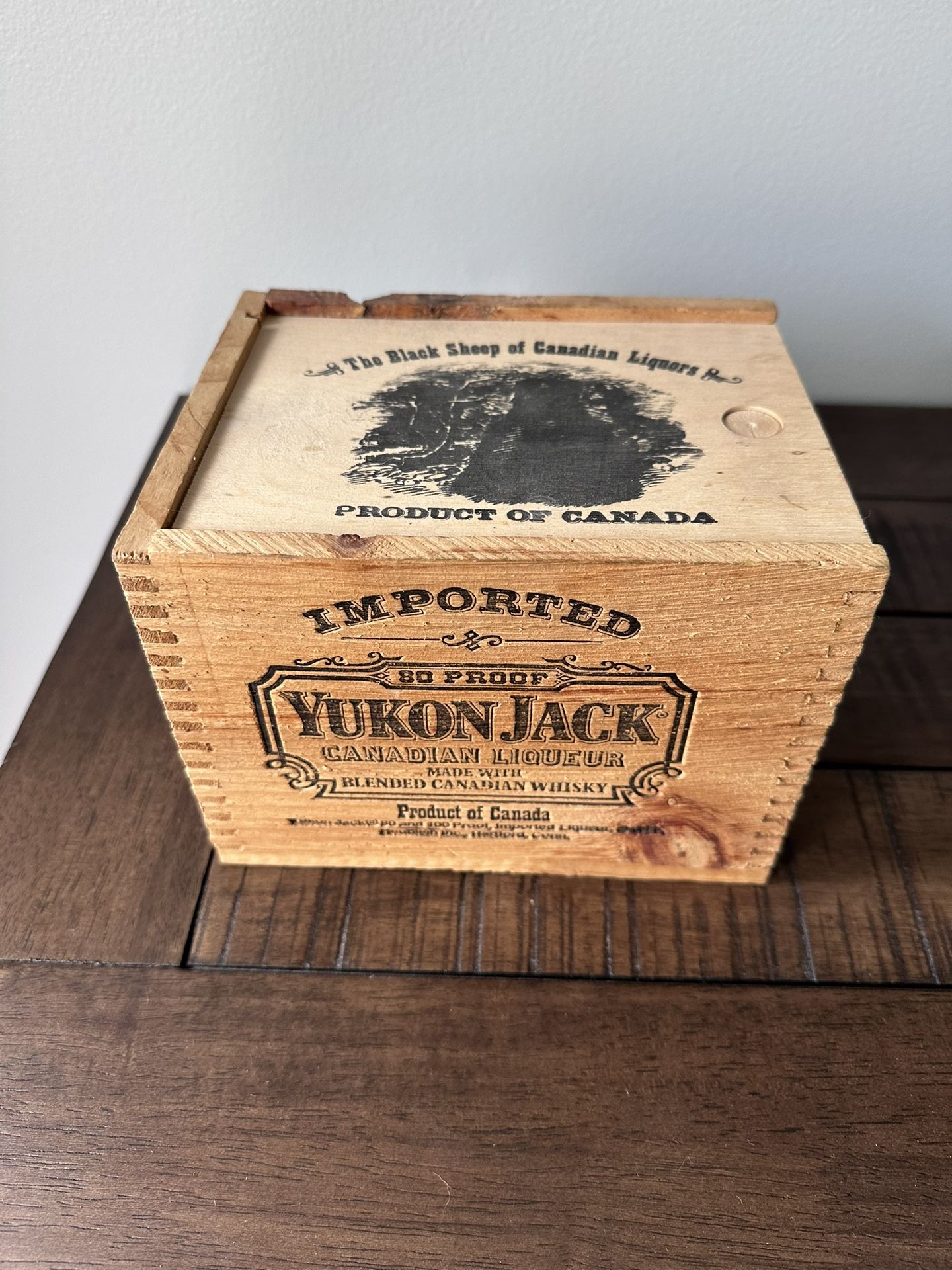 Yukon Jack Canadian Whiskey Wood Crate Wooden Box Case Slide Lid Storage
