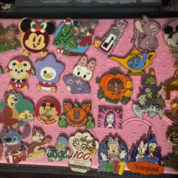Trading Disney Pins