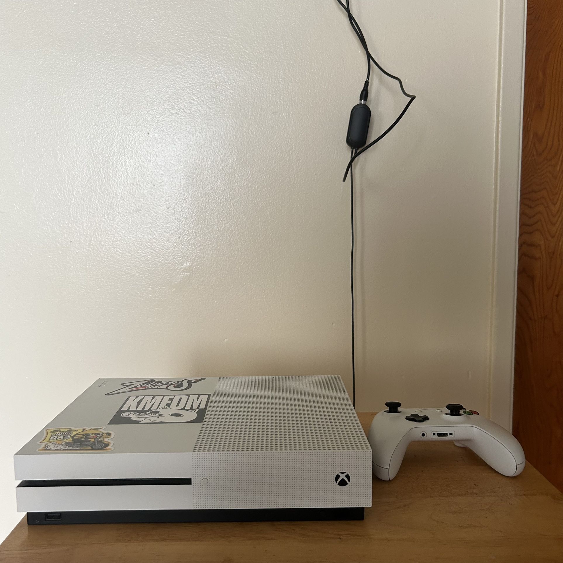 Xbox One S