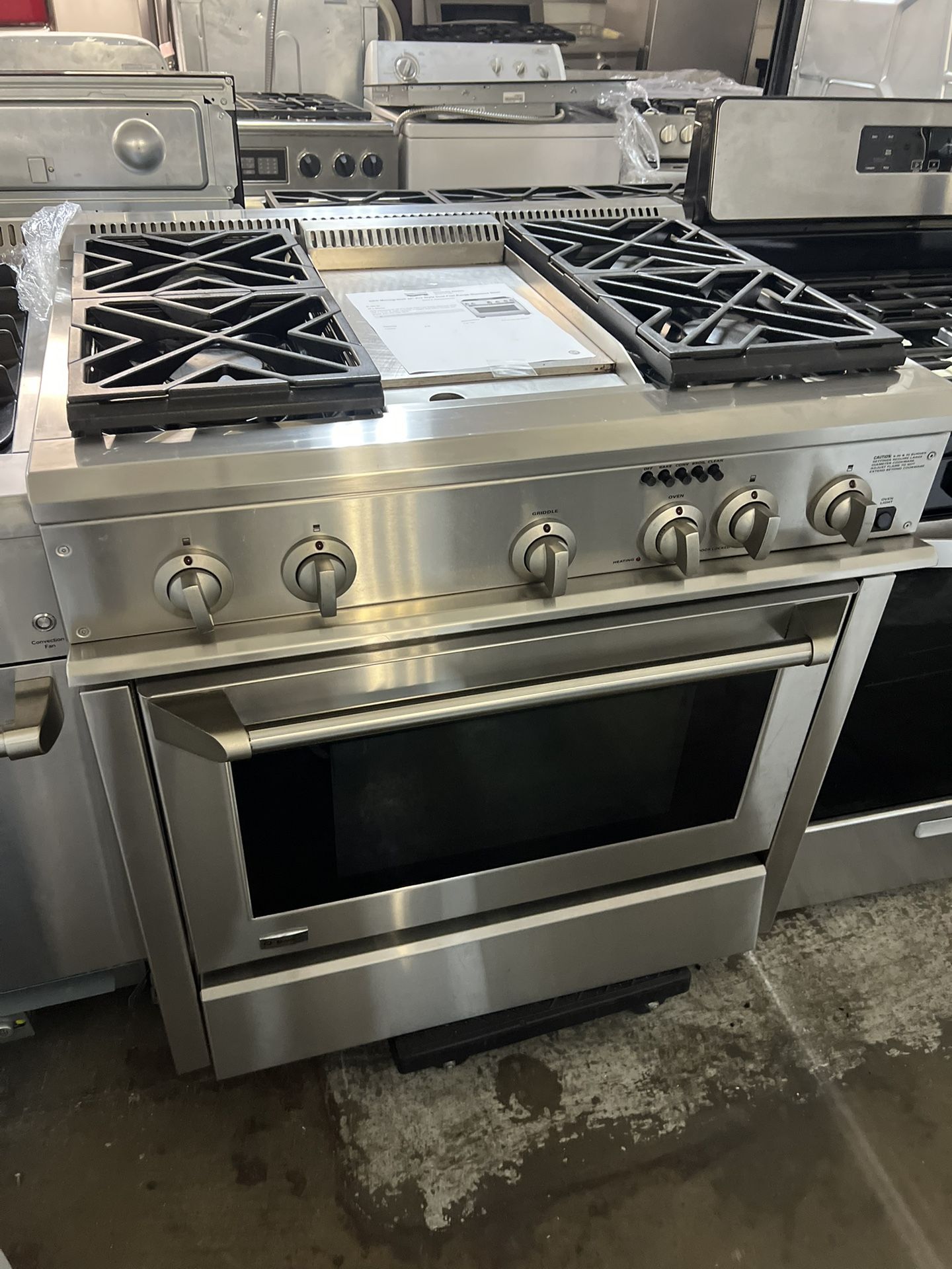 Ge Monogram 36” Dual Fuel Gas Range