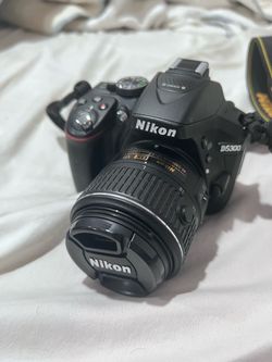 Nikon D5300 DSLR Camera + 18-55mm Lens + Complete Accessory Bundle