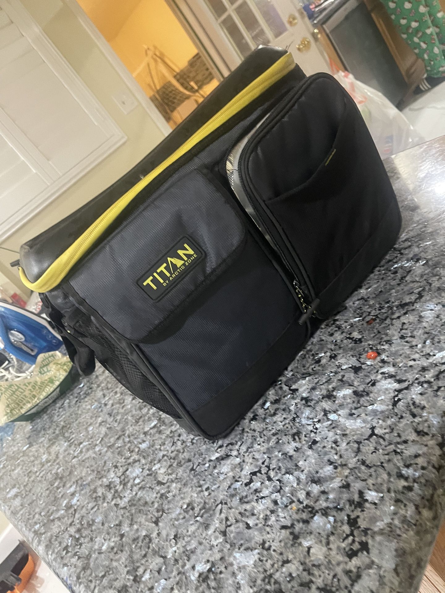 Titan Lunch Bag
