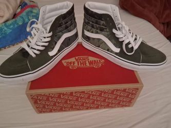 Vans SK8-Hi Camo High-Top Sneakers