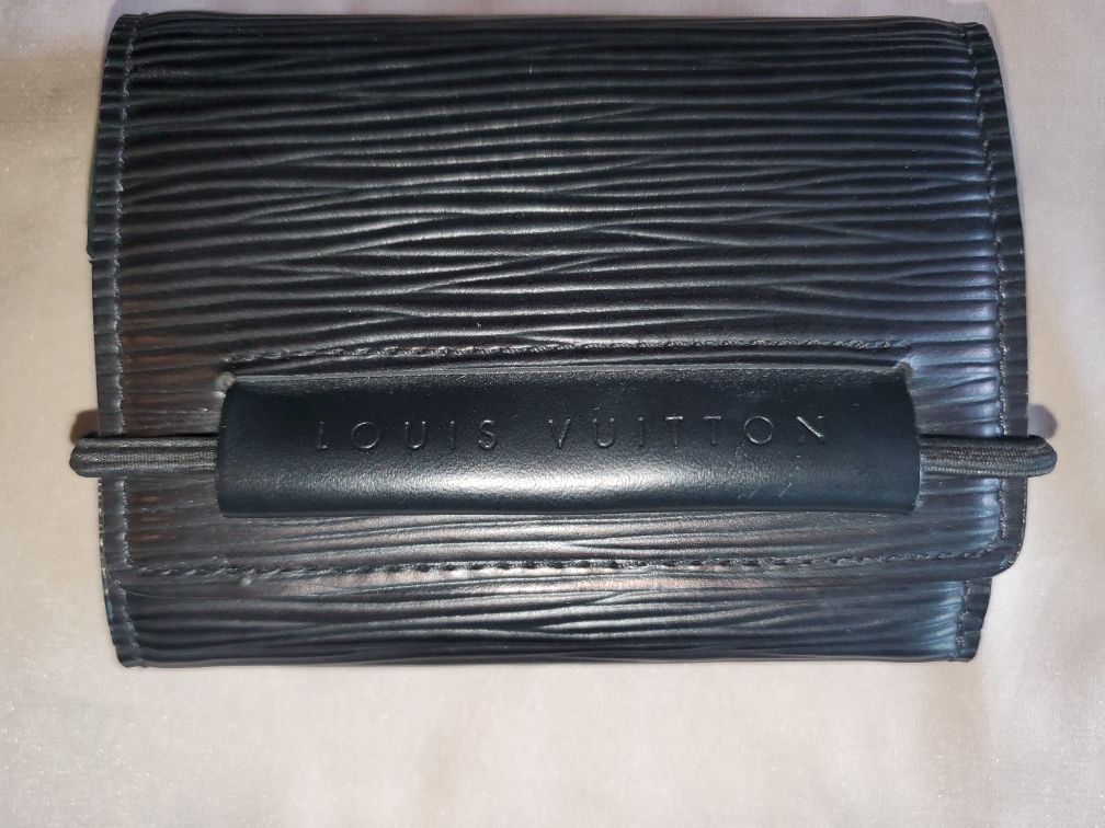 Small Louis Vuitton Wallet