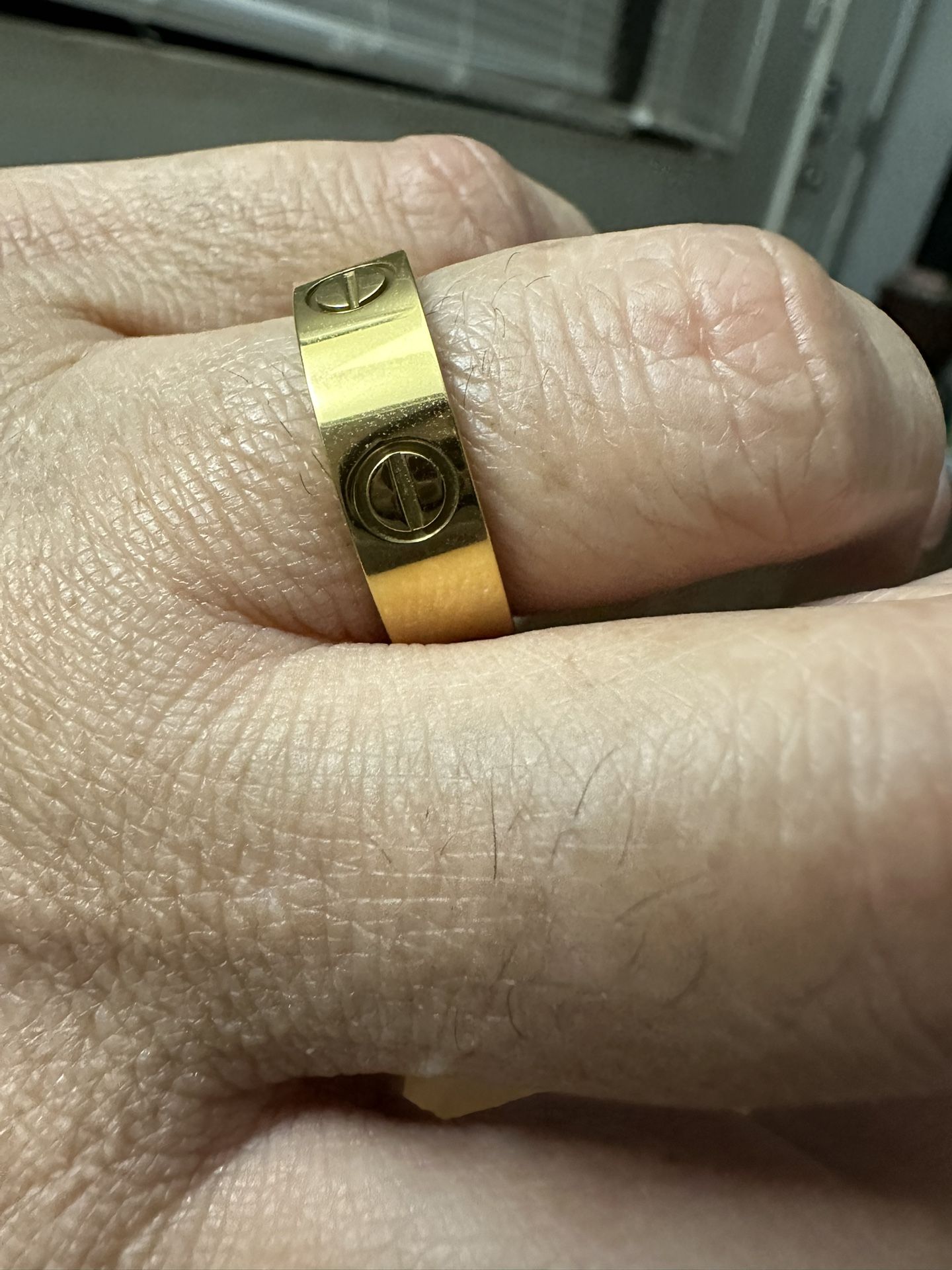 Brazilian gold plated Tarnish free love ring top quality. size 7,8,9