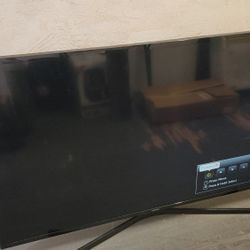 SAMSUNG 50 INCH SMART TV
