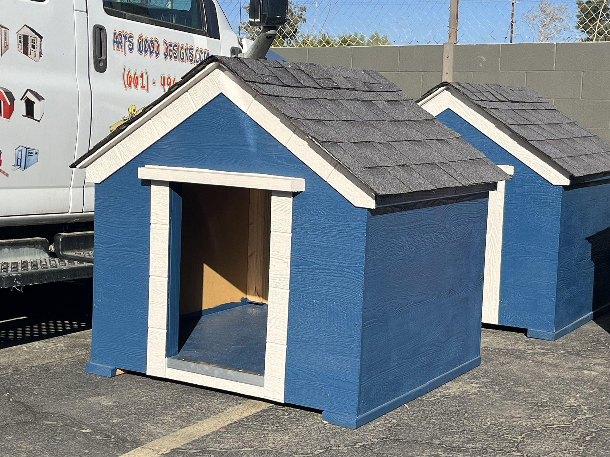 Dog House With Delivery October 12