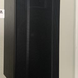 Klipsch 2.1 Speakers With Stand