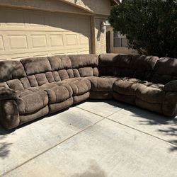 Sectional Couch Brown 
