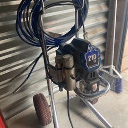 Graco https://offerup.com/redirect/?o=MjEwLmVz 