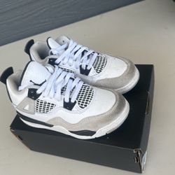 Jordan 4