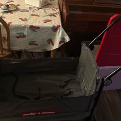 Radio flyer wagon