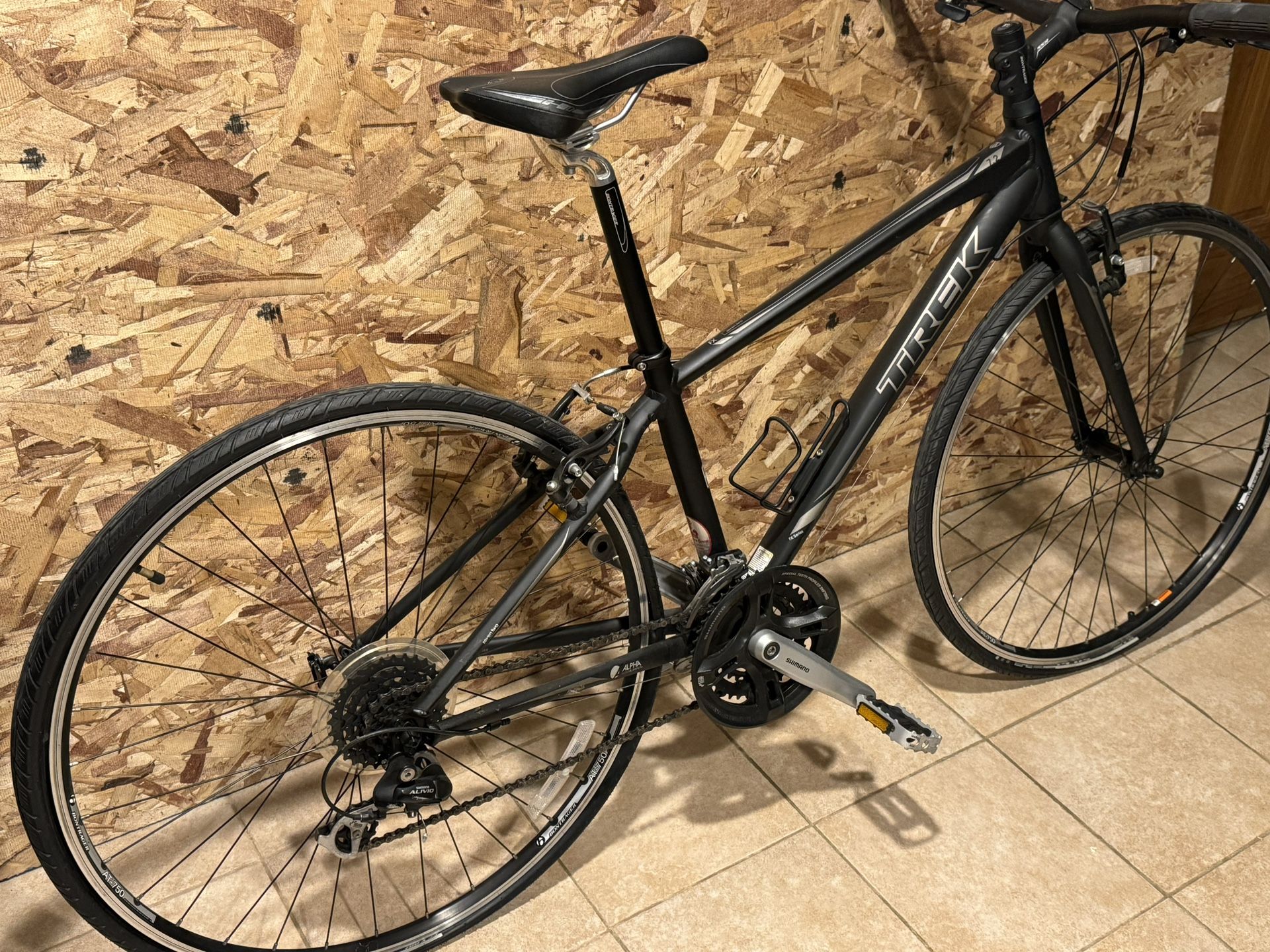 Trek 7.2 FX  Hyrbrid Bike Excellent Condition