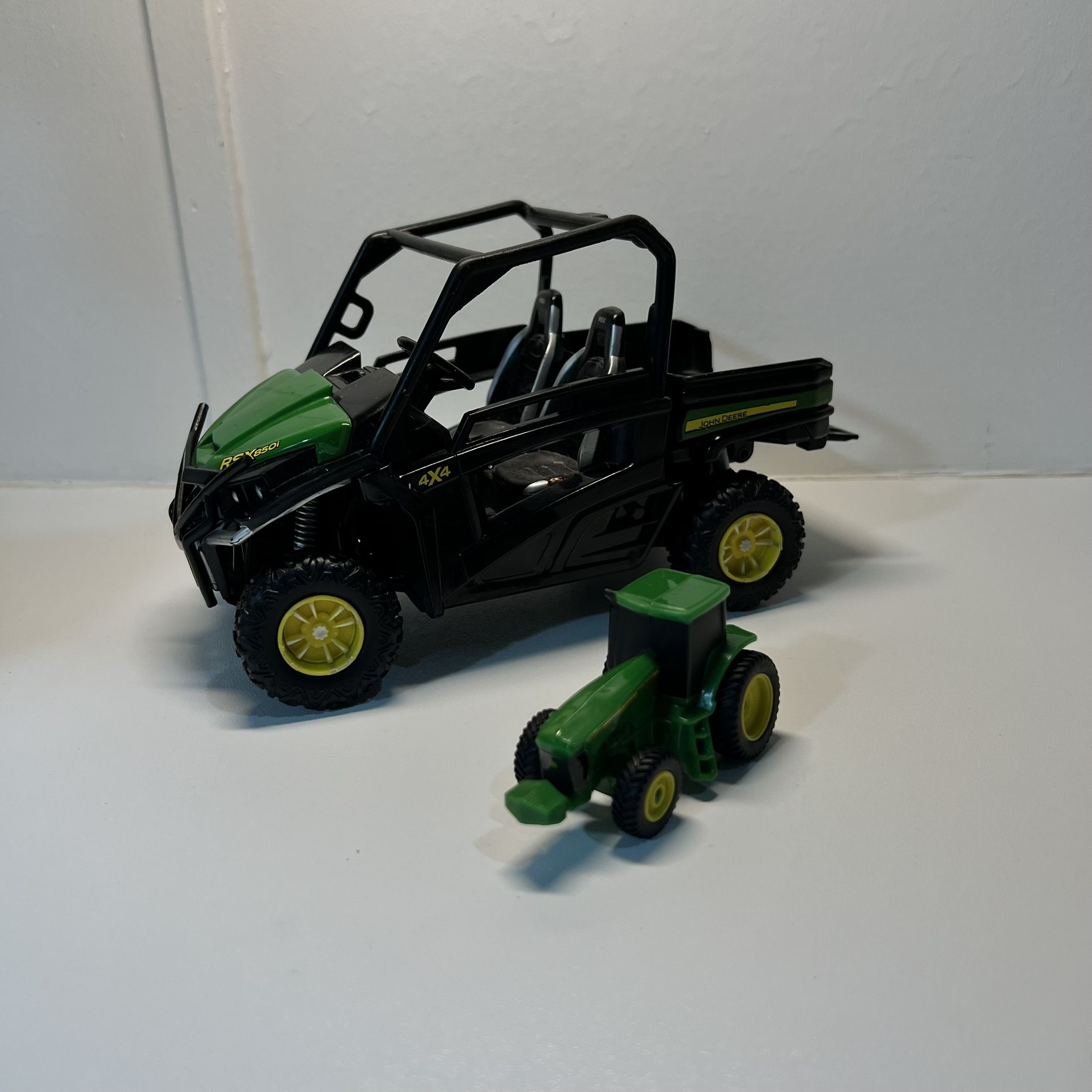 John Deere RSX GATOR860i ERTL Iron Die-Cast Replica