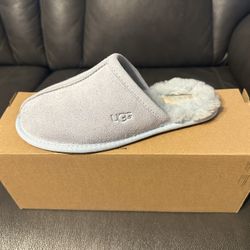 Ugg Slippers 