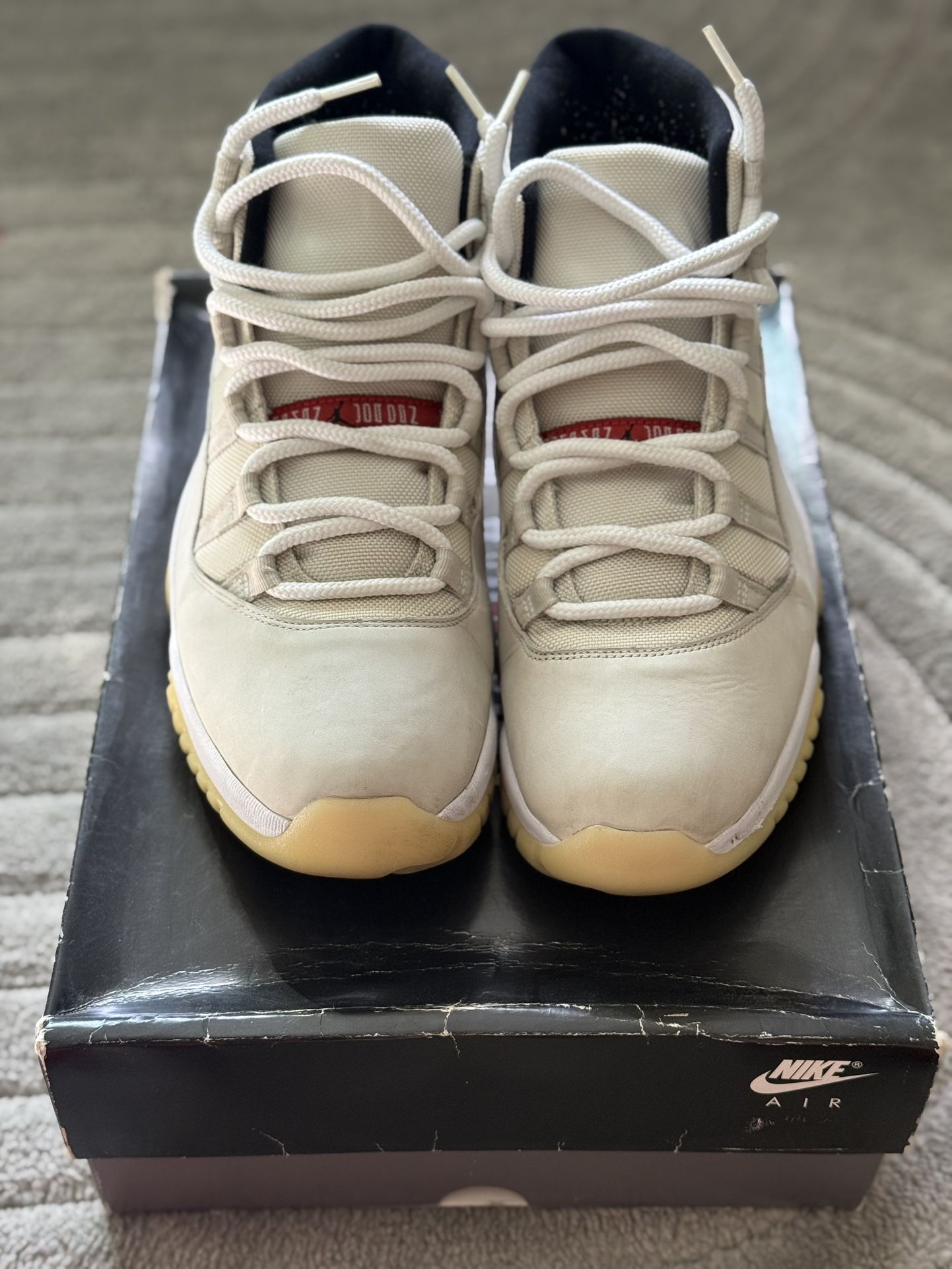 Air Jordan 11 Retro Platinum Tint
