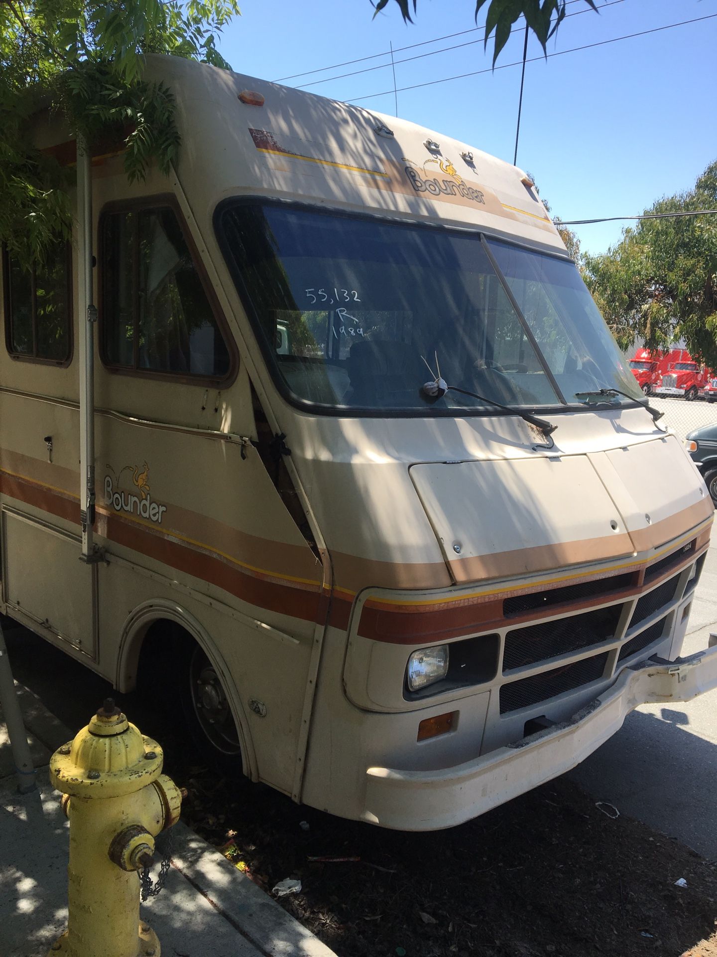 1989 Chevrolet Bounder Motor Home