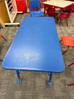 Lakeshore table