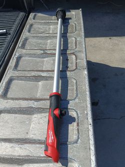 Milwaukee
M12 12-Volt Lithium-Ion Cordless 9 GPM 0 hp. Submersible Stick Water Transfer Pump (Tool Only) solo se provo