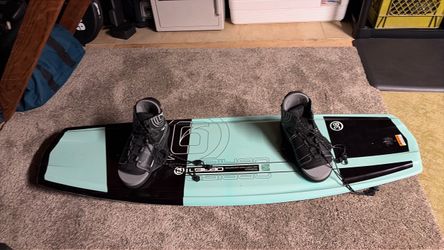 O'Brien Wakeboard with Bindings