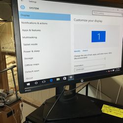 HP Z24x G2 is a 24-inch WUXGA LED LCD monitor with a 16:10 aspect ratio and a native resolution of 1920 x 1200 @ 60 Hz.