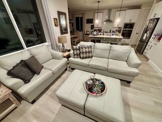 Beautiful Cream Leather Living Room Set