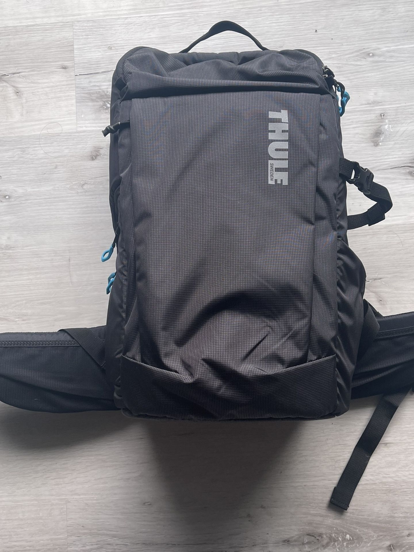 Thule Aspect DSLR 22L Camera backpack