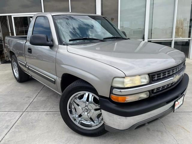 2000 Chevrolet Silverado 1500 Regular Cab