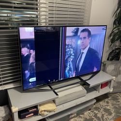 Samsung 2017 60in Tv - Pixel Damage 