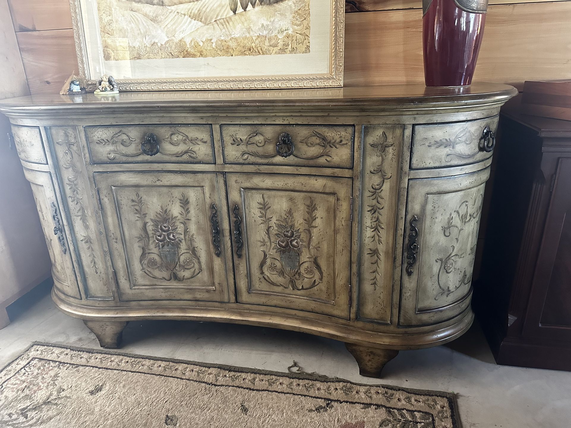 Beautiful Furniture Quality High End