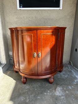 100% Wood Liquor Cabinet Good Condition