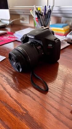 Canon Rebel T7