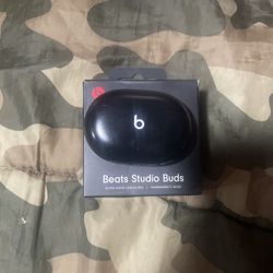 Beats Bluetooth Earphones 