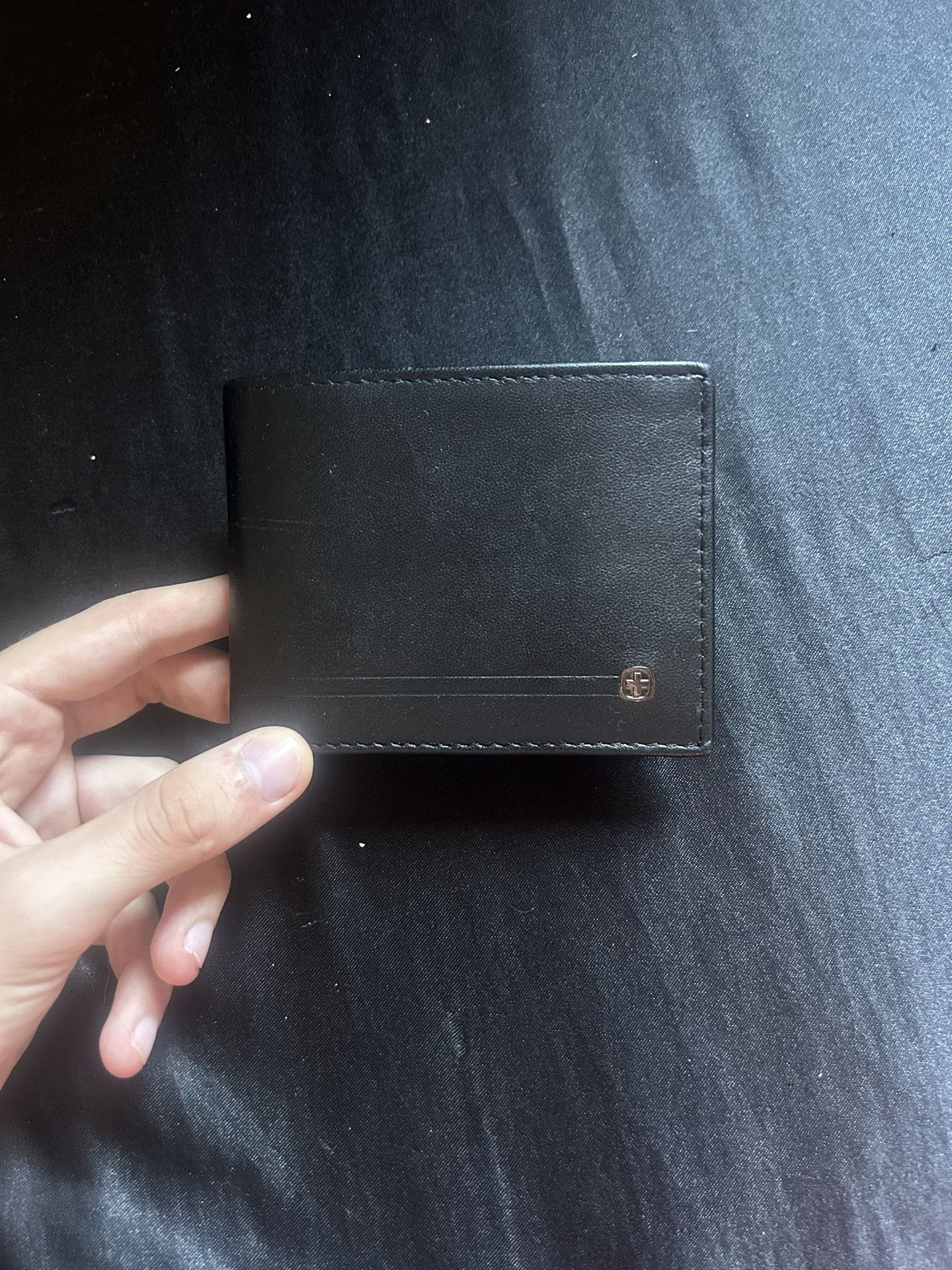 black leather mens wallet