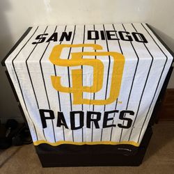 San Diego Padres Beach Towel 30x58 – Never Used – MLB Official WinCraft