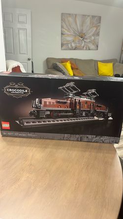 LEGO Crocodile Locomotive 10277