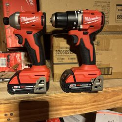 New 18v milwaukee sub compact series drill kit