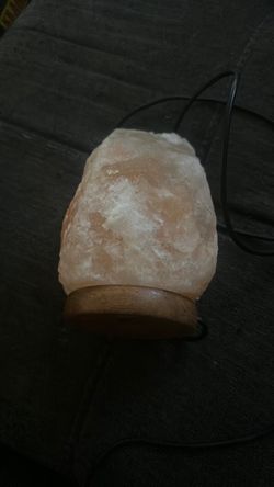 Himalayan salt lamp