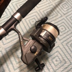 Salt Water Fishing Pole Ugly Stick 7 Ft 20-50 Lbs Test for Sale in Chula  Vista, CA - OfferUp